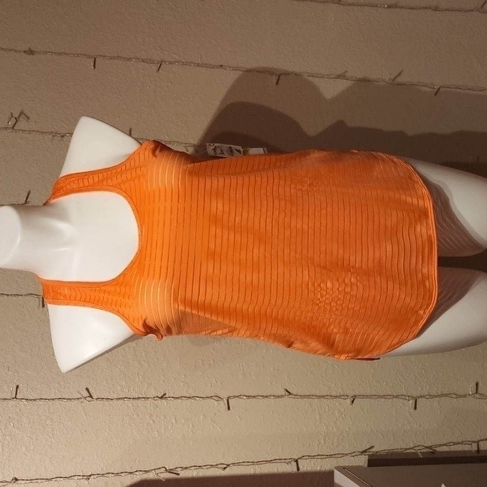 New‎ with tags Zella orange Racerback top lg
